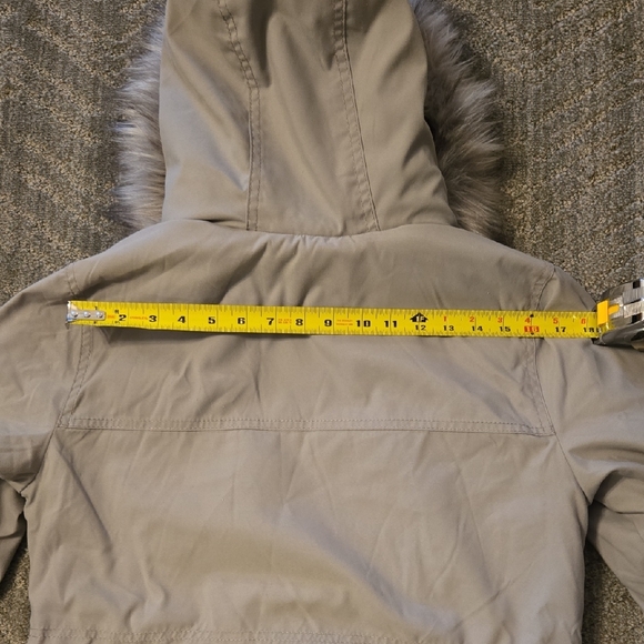 Hollister Gray Utility Jacket with Faux Fur Hood - Picture 12 of 13
